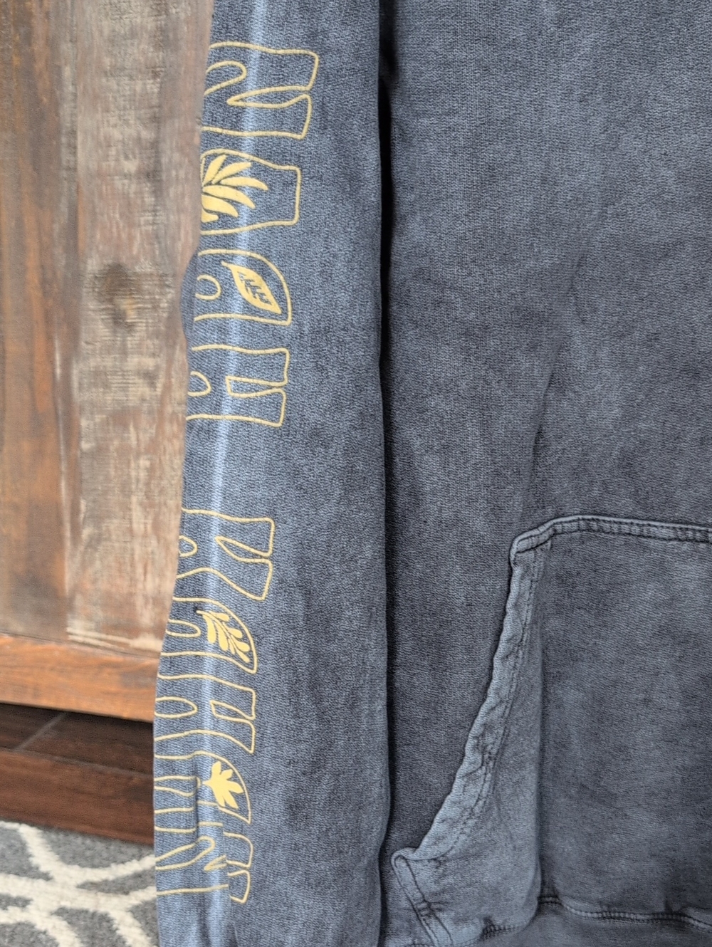 Official Noah Kahan Stick Season Vintage Black Mineral Wash Hoodie -Womens Large - Picture 3 of 7